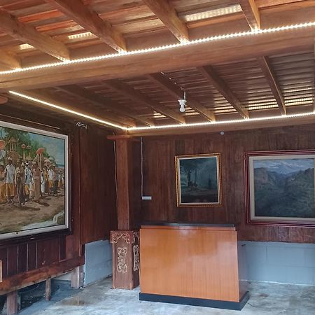 Bujak Permai Villa Matahari Lombok Ntb Praya Exteriör bild