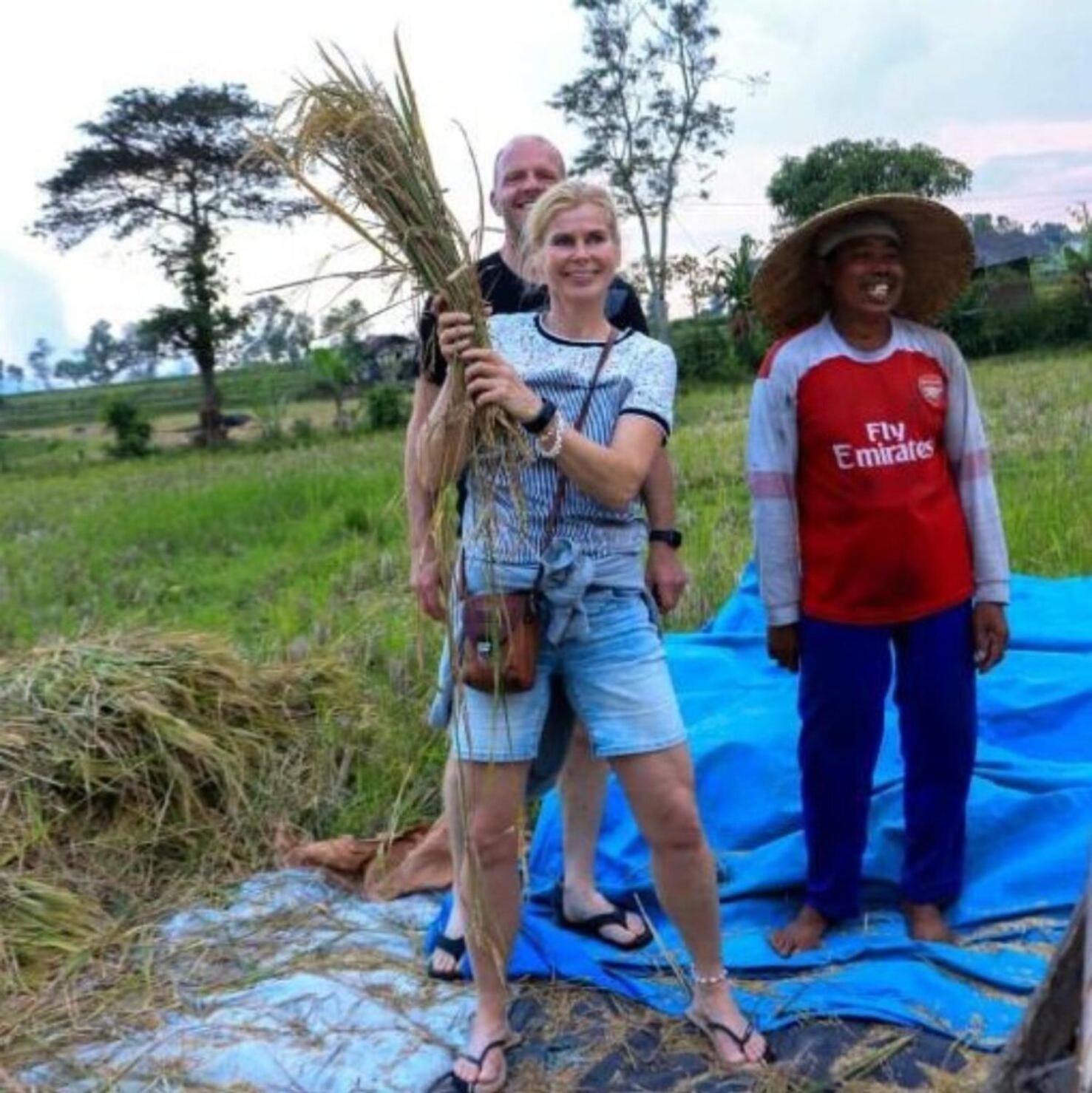 Bujak Permai Villa Matahari Lombok Ntb Praya Exteriör bild