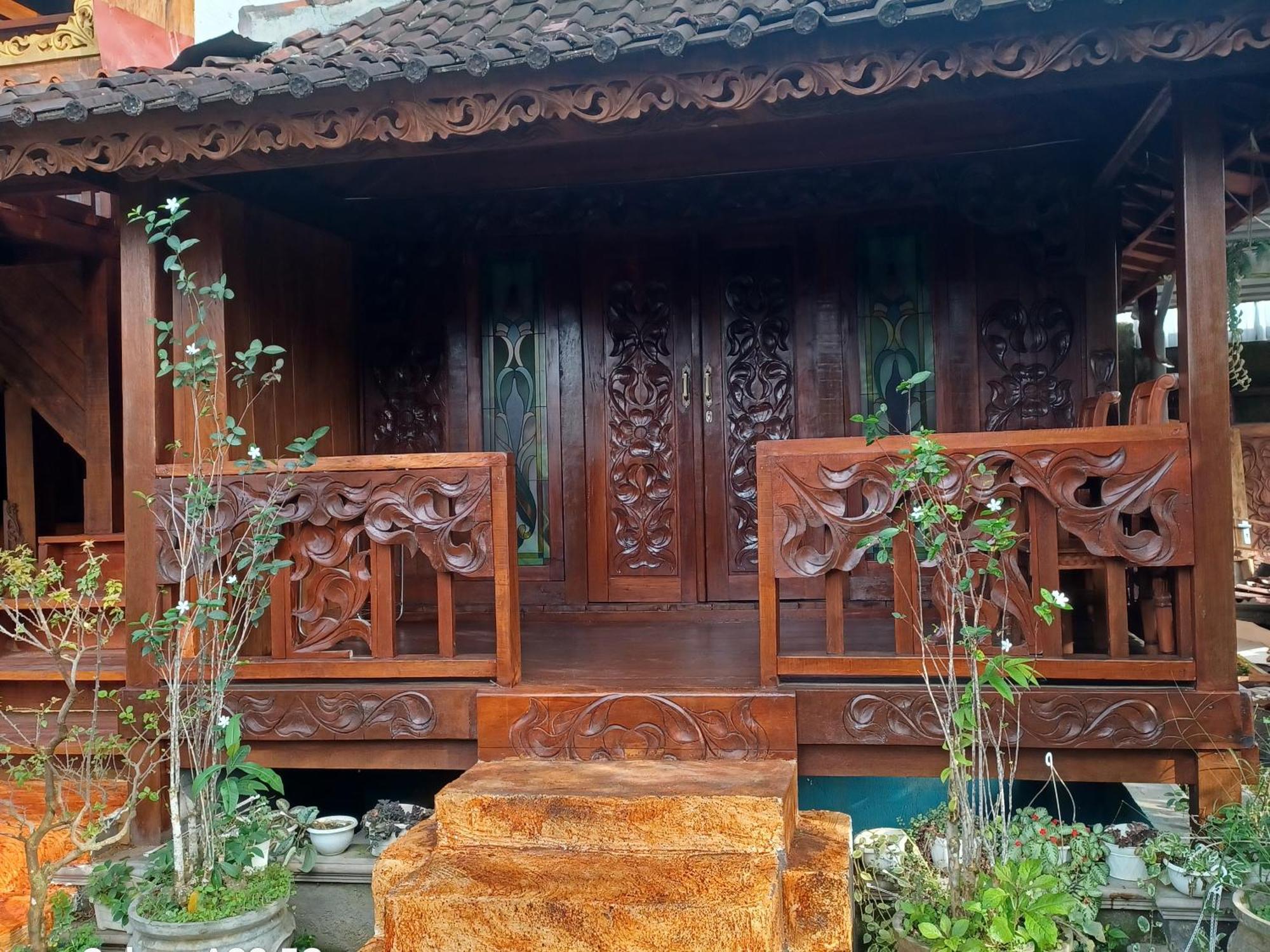 Bujak Permai Villa Matahari Lombok Ntb Praya Exteriör bild