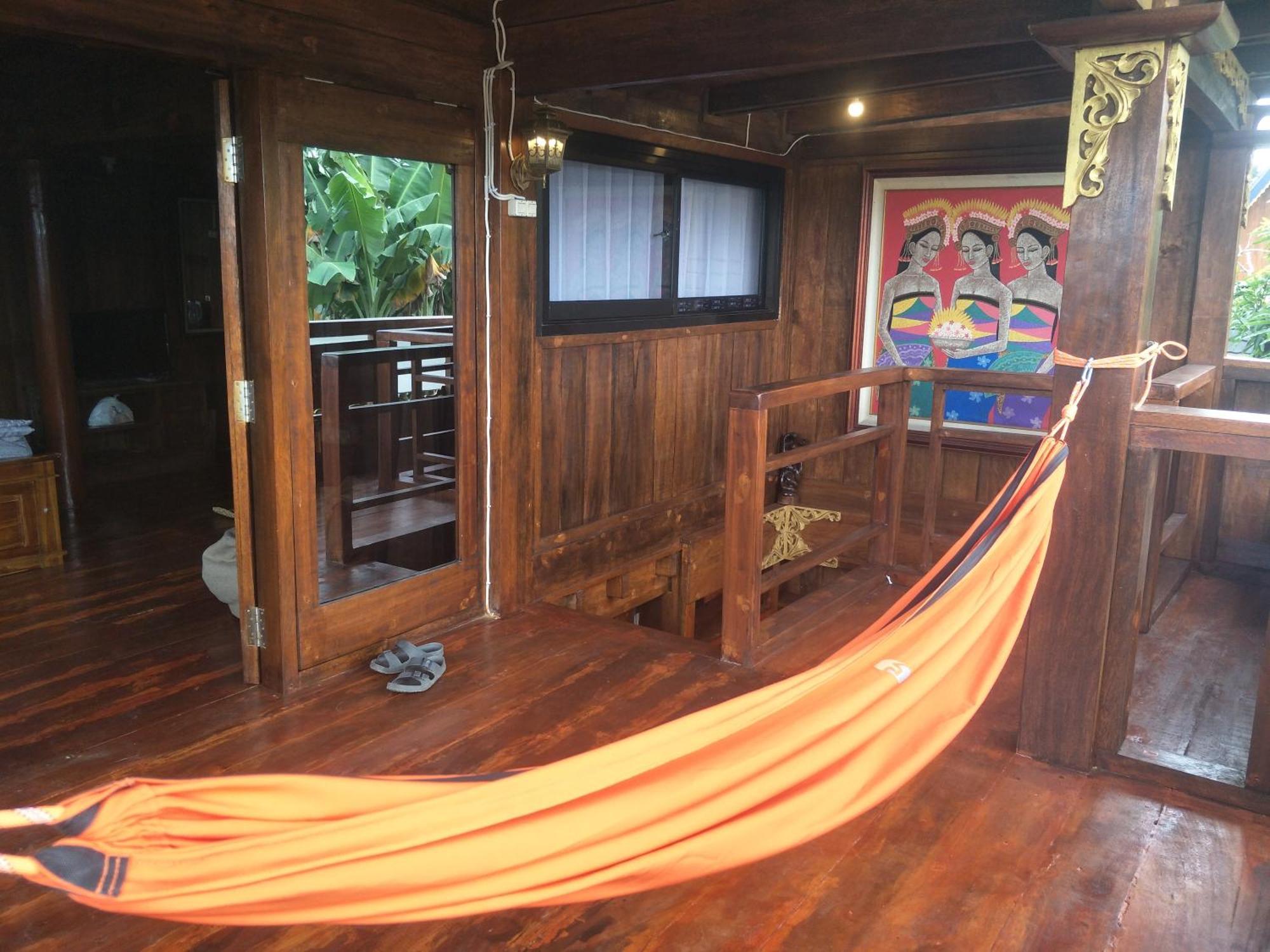 Bujak Permai Villa Matahari Lombok Ntb Praya Exteriör bild
